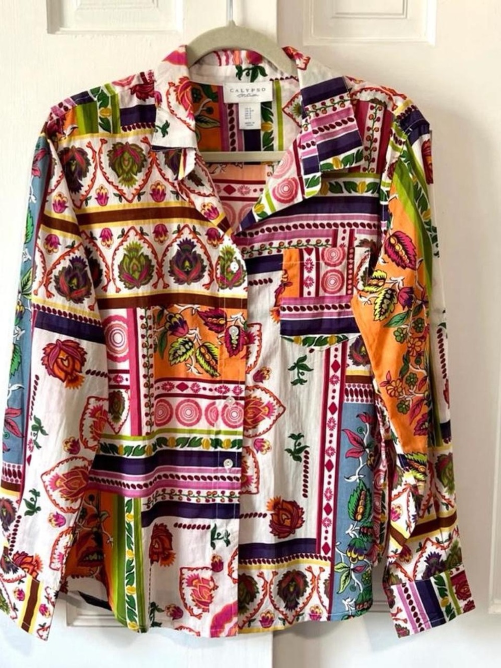 NWOT Calypso 100% cotton colorful long sleeve button‎ up small